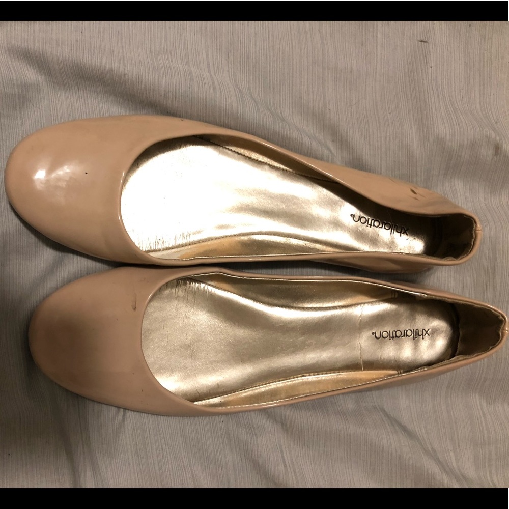 Nude flats